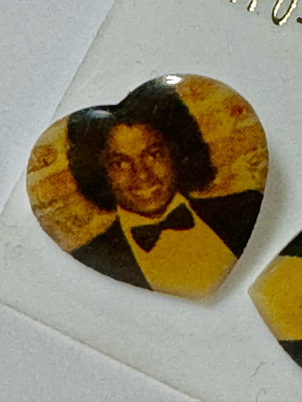 VINTAGE MICHAEL JACKSON 1980's FASHION EARRINGS ON ORIGINAL CARD!